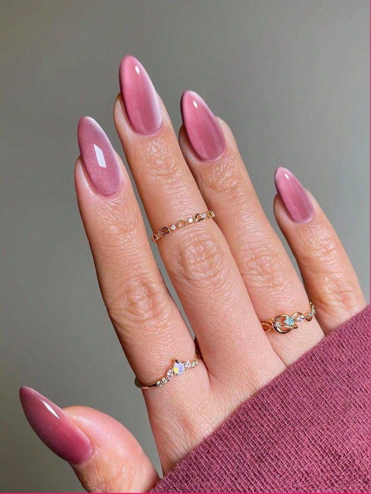 Need Fresh Nail Inspo? Here Are 10 Looks to Elevate Your Everyday Style