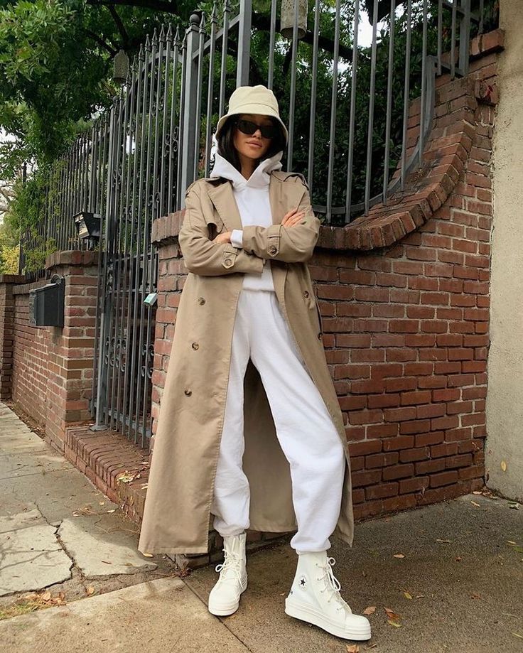 How to Wear a Bucket Hat Like a Fashion Pro — 9 Inspiring Looks