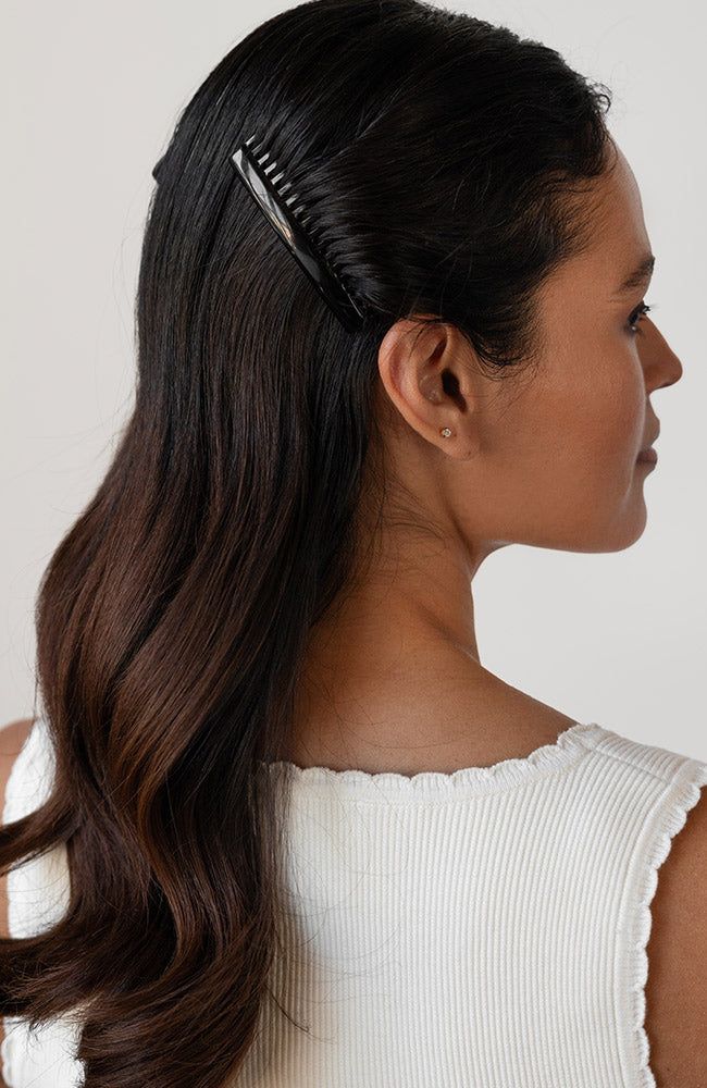 Hop on the French Comb Trend With 9 Jaw-Dropping Hairstyles That’ll Have You Saying ‘Oui!’