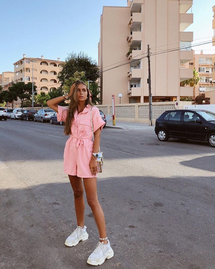 686d646ad4eefa0358f0c3ebad6e5515