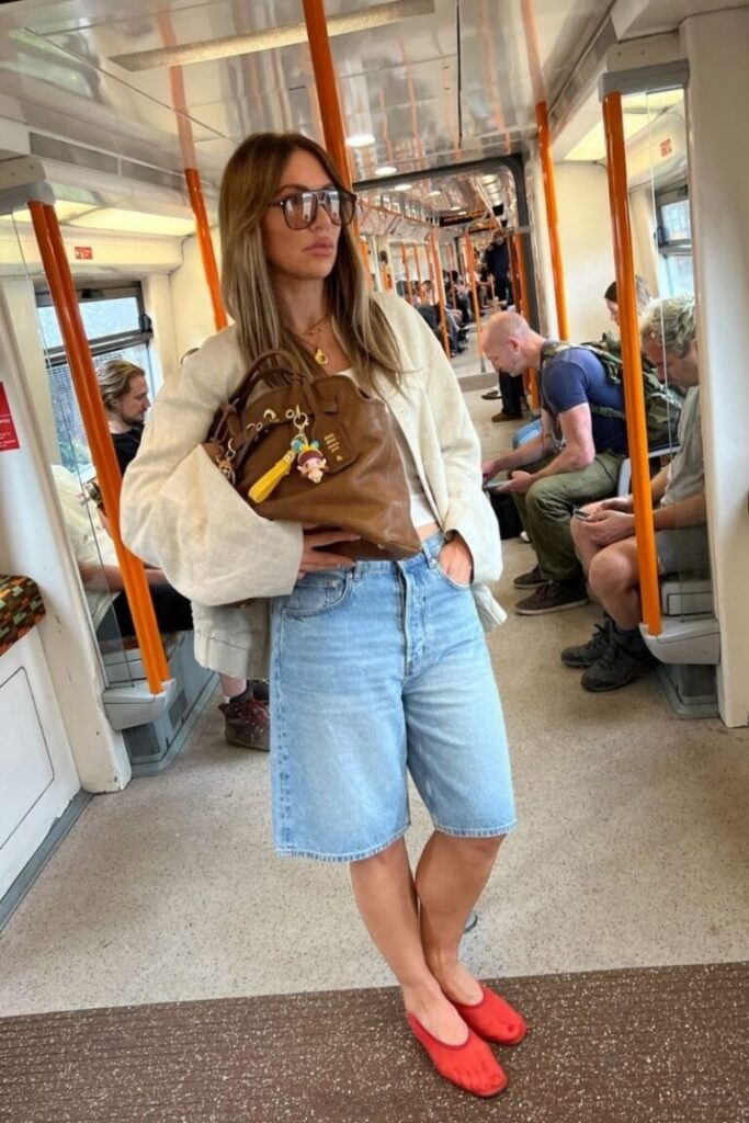 Red Shoe Outfits 28 768x1152