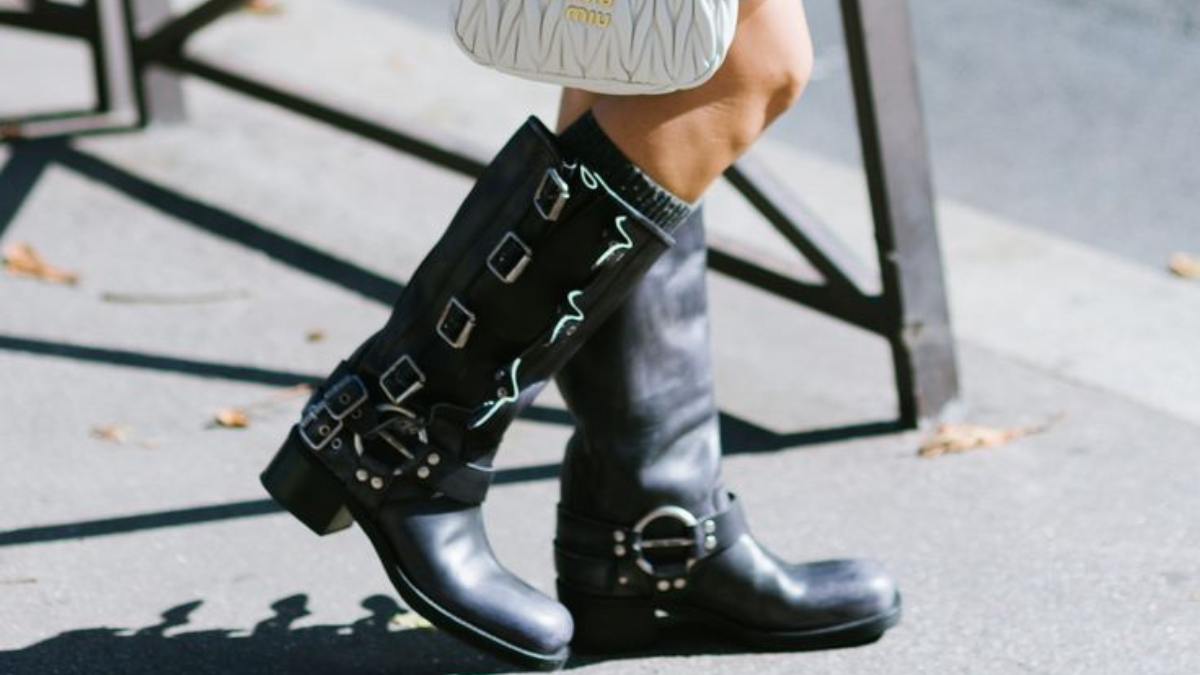 8 Best Comfortable Boots for Senior Travelers